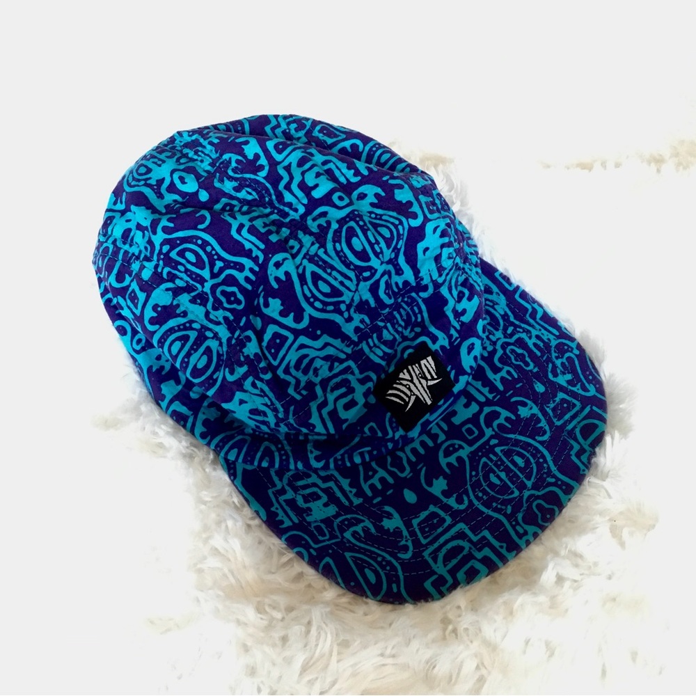Serengetee 5-panel hat blue and purple traditional textile
